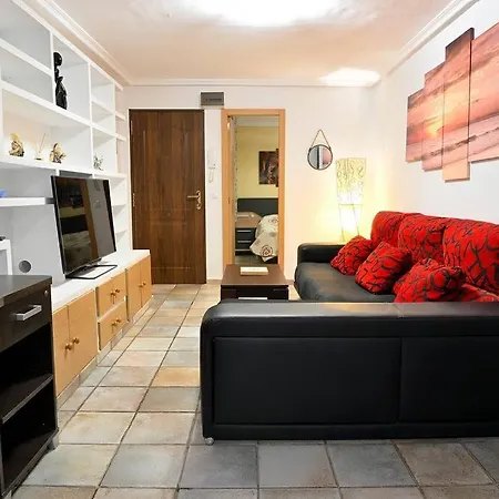 Seafront Cape View Retreat - Ac شقة *